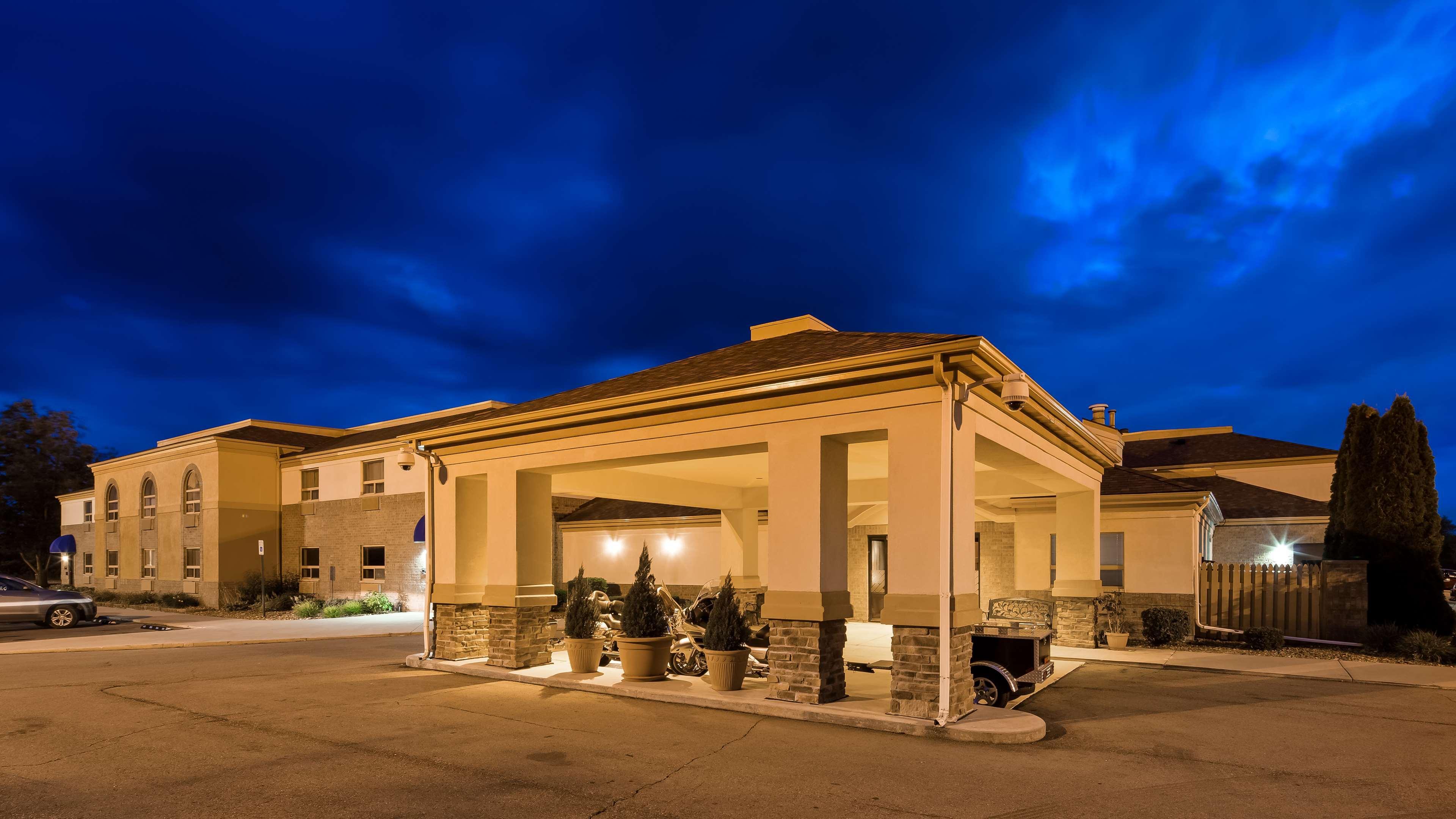 Best Western Davison Inn Esterno foto